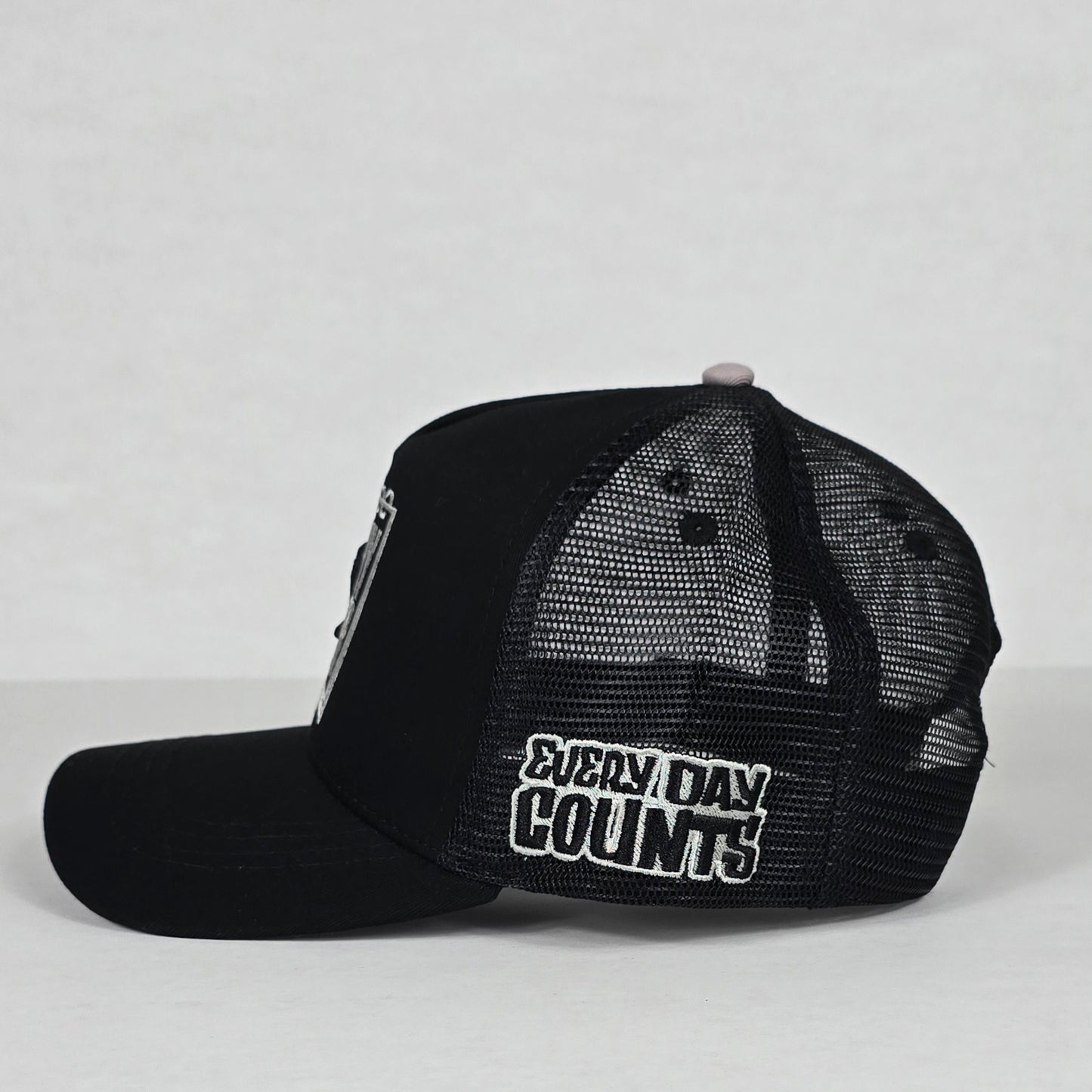 J2D Trucker Hat - Black/Grey