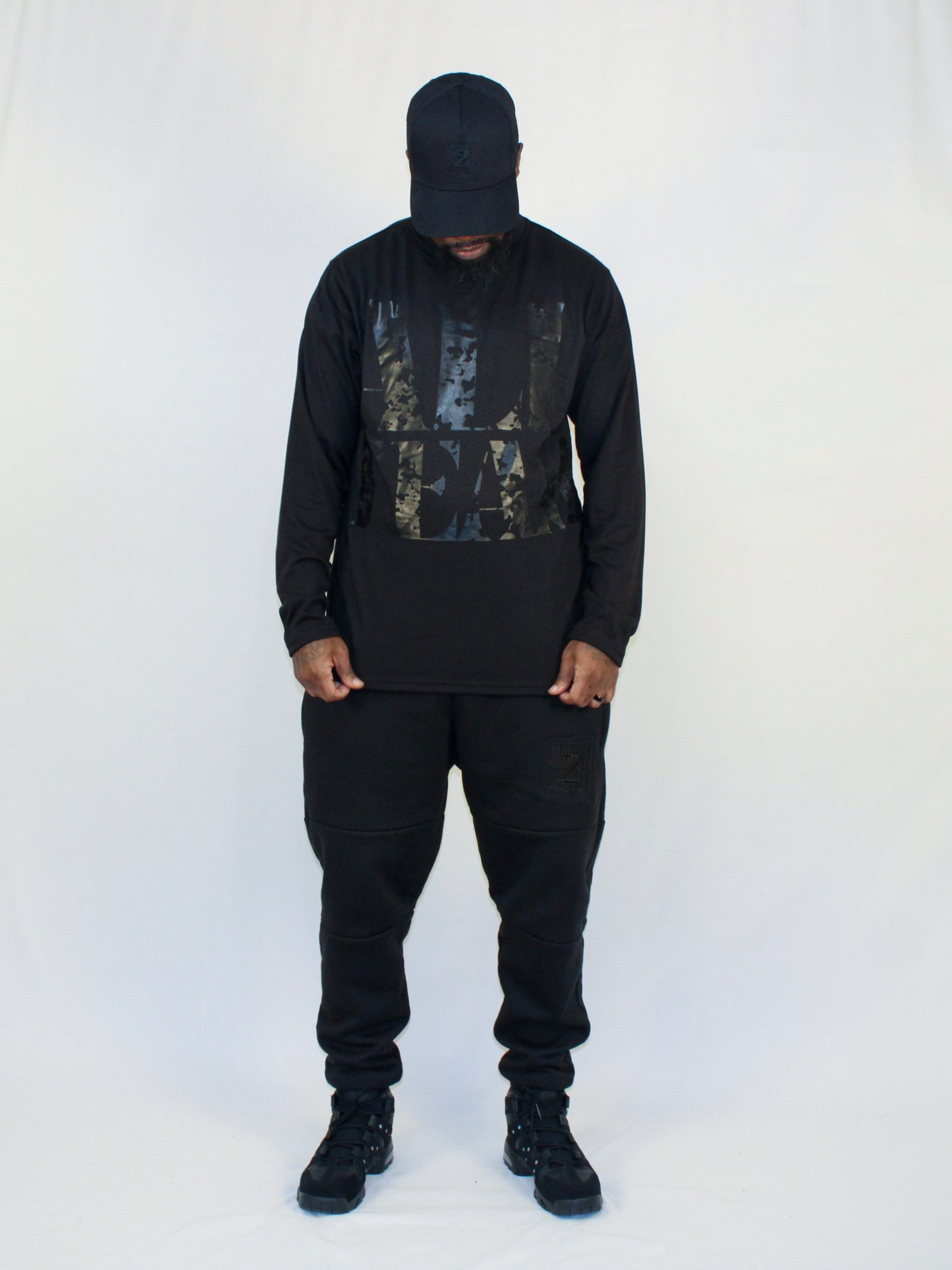 ALL YEAR Long Sleeve - Black on Black