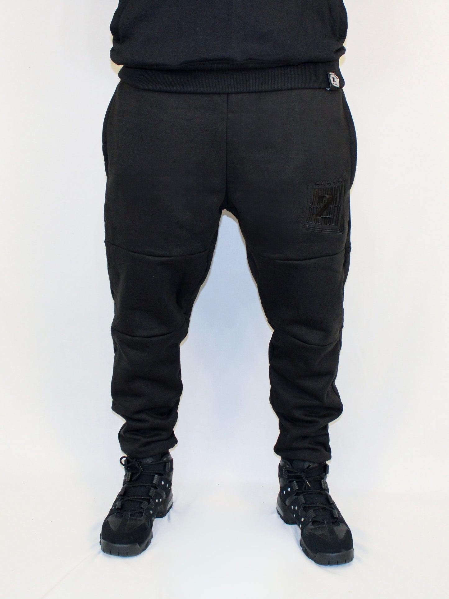 J2D Joggers - Blk/Blk